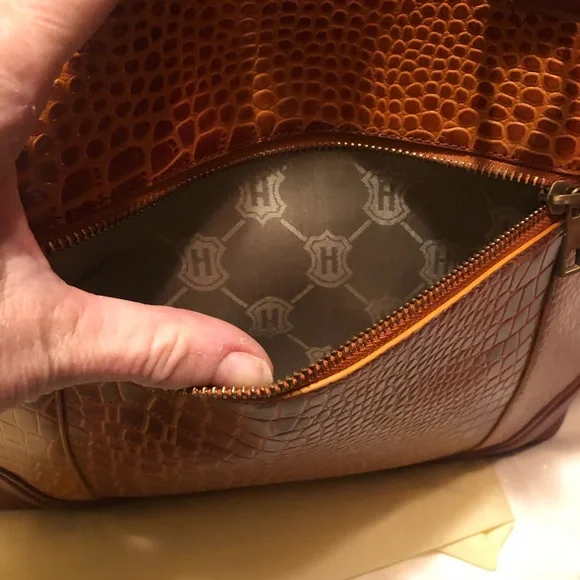 J.W. Hulme Co. Orange/Brown Leather Croc Embossed Handbag - Picture 15 of 16